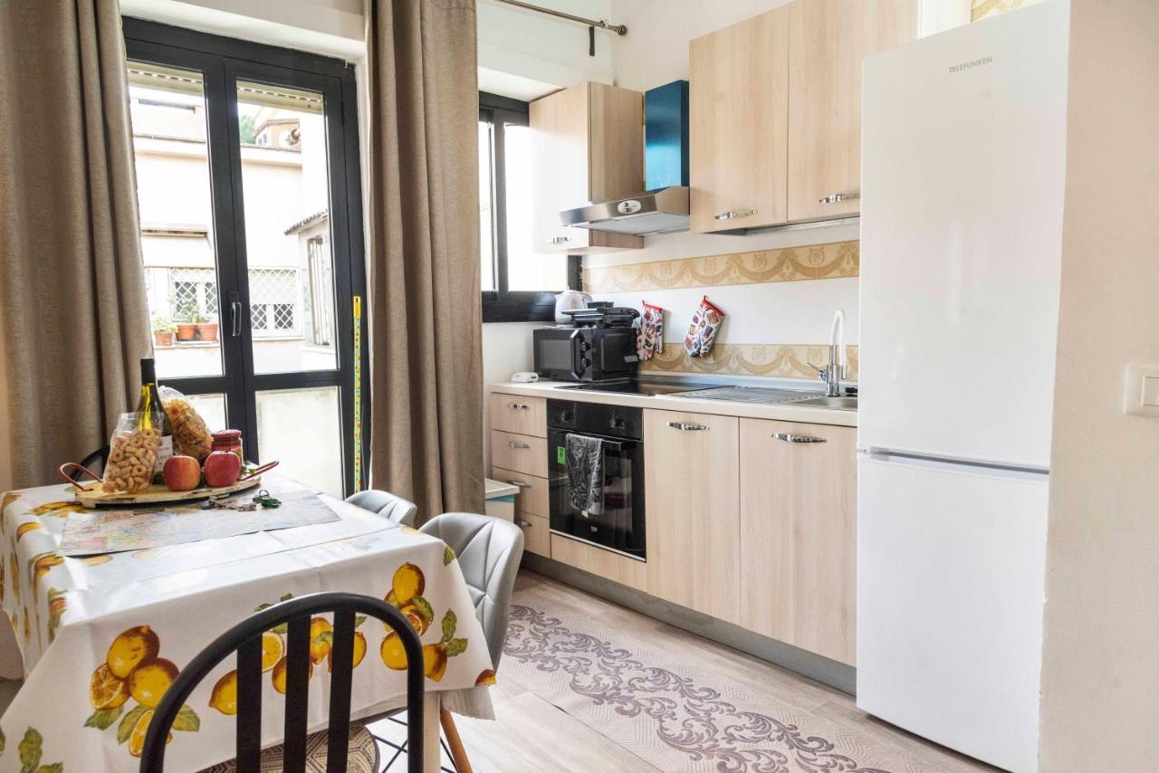 Merulana Suite S.Peter Roma Dış mekan fotoğraf